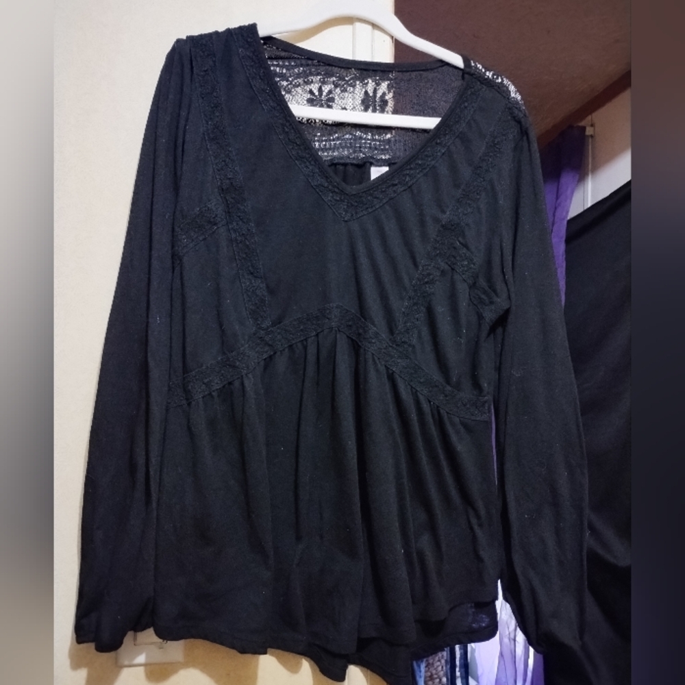 Elegant Black Women's Top XL